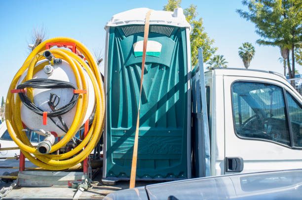 Best Portable restroom trailer rental  in Vandalia, IL
